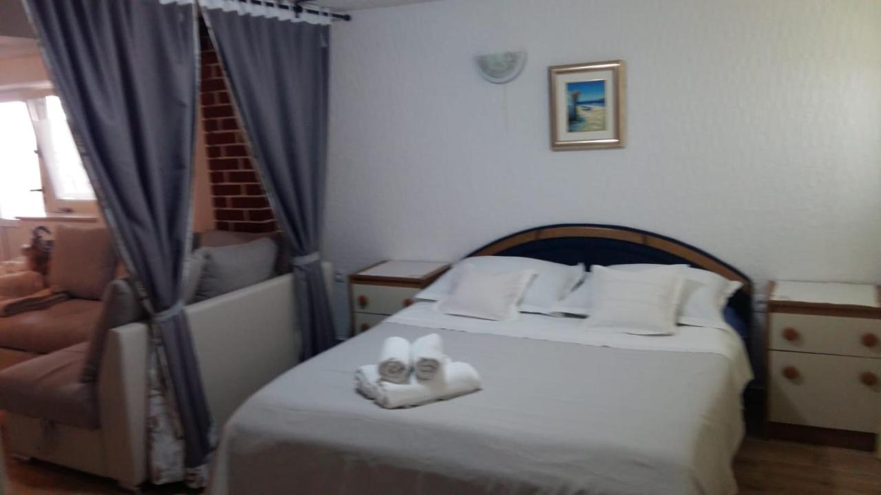 Apartmani Gojevic Vodice Exterior foto